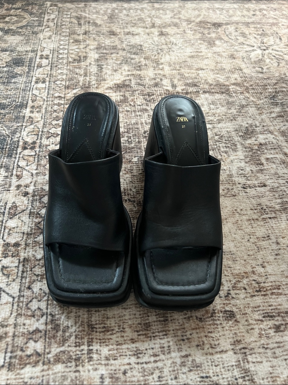 ZARA Women’s Black Block Heels Slip-On Sandals